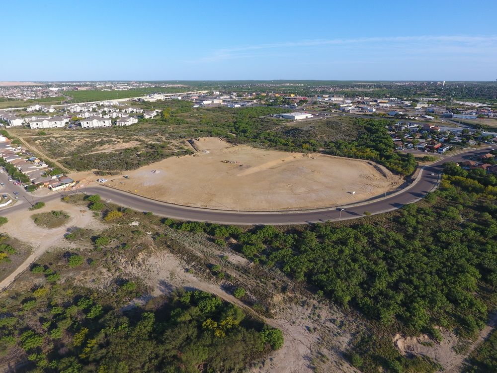 ORV LAND DEVELOPMENT 00: 311 Dorel Dr, Laredo, TX 78046